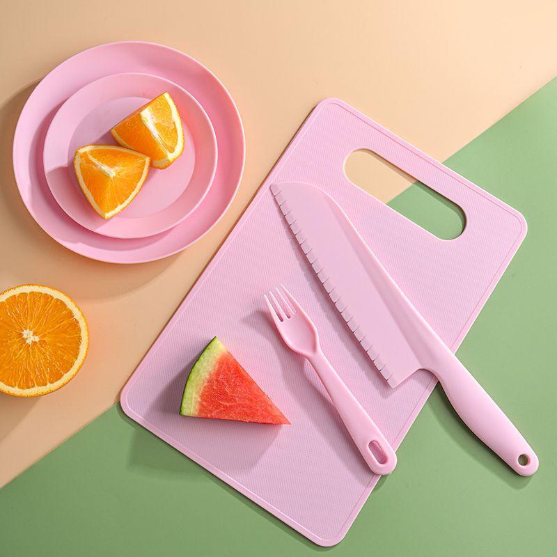 Non-slip Plastic Kitchen Knife for Cutting Fruits, Knife Set for Chopping Vegetables, Chopping Board, and Baby Food Set.