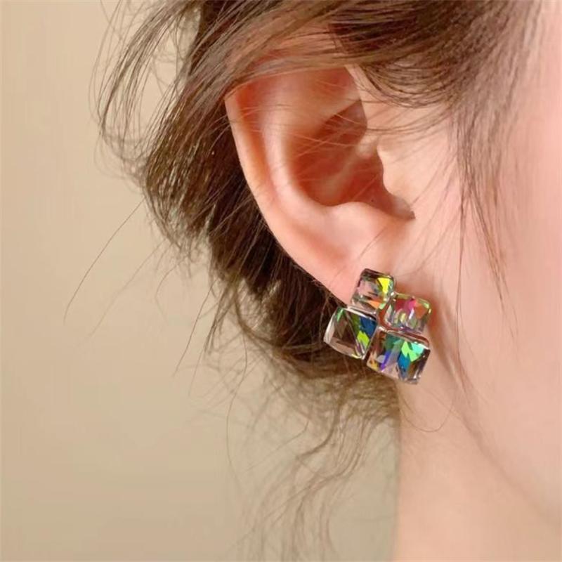 FashionThree Dimensional Dreamy Crystal Stud  Earrings for Women's Earrings Jewelry Girl Gift Brincos