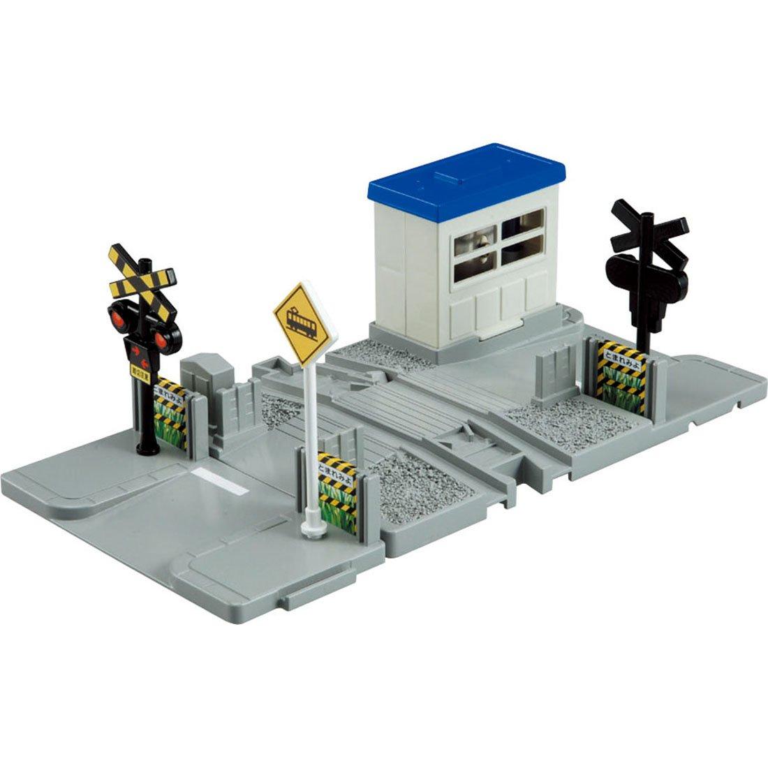Takara Tomy Plarail J-18 Small Level Crossing