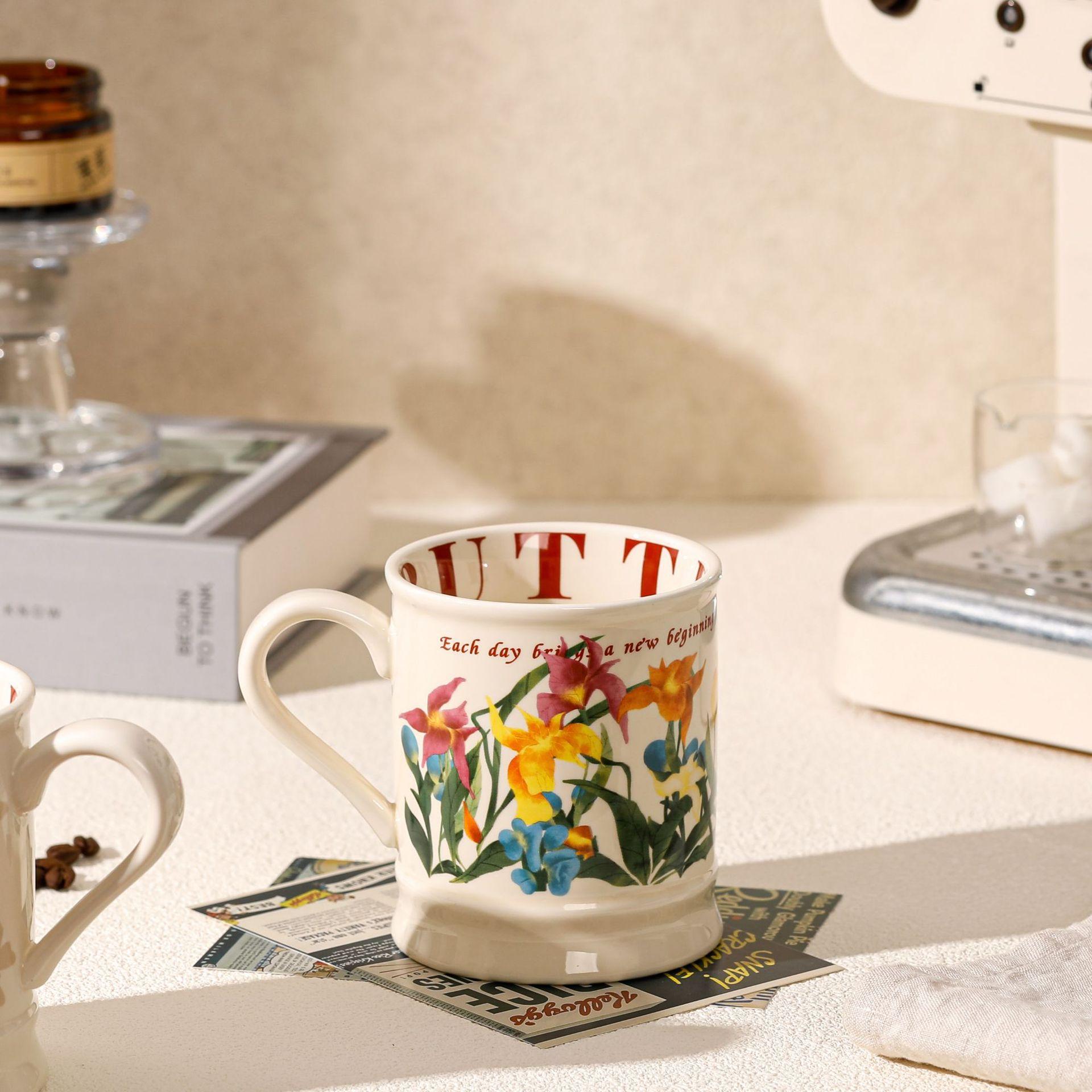 

Retro French Coffee Single Cup Butterfly English Letter Mug Large Capacity High Temperature Resistance Ceramic Cup Portable Box W3343WW-380ML