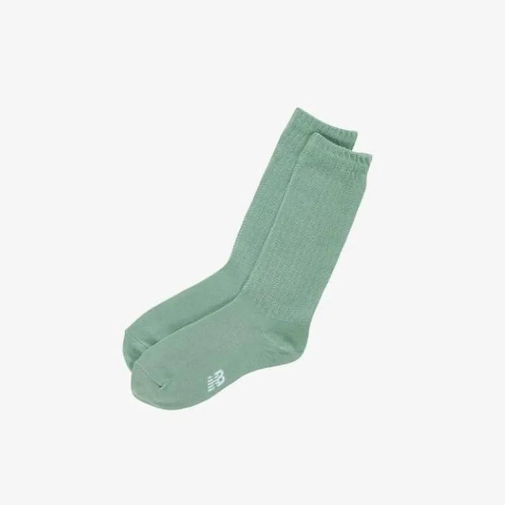 [New Balance] Women s Warmer Socks NBGEDSW101-84 240