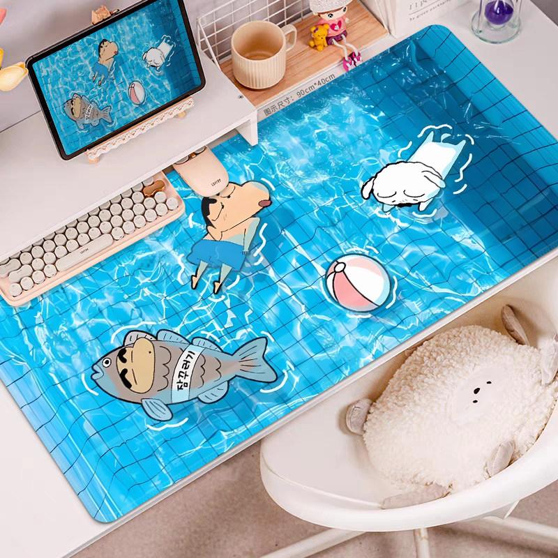 Nieuwe Leuke Crayon Shinchan Antislip Leer Muismat Extra Grote Bureau Mat Leuke Kantoor Toetsenbord Mat Schrijftafel Mat voor Meisjes