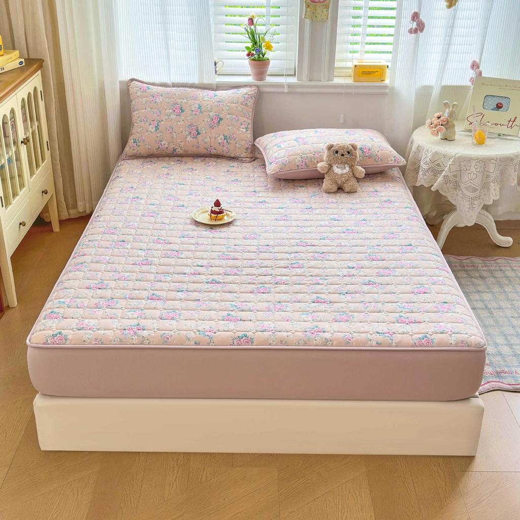 Single-piece Washed Cotton Mattress Universal in All Seasons 2026 New Padded Mattress Cover