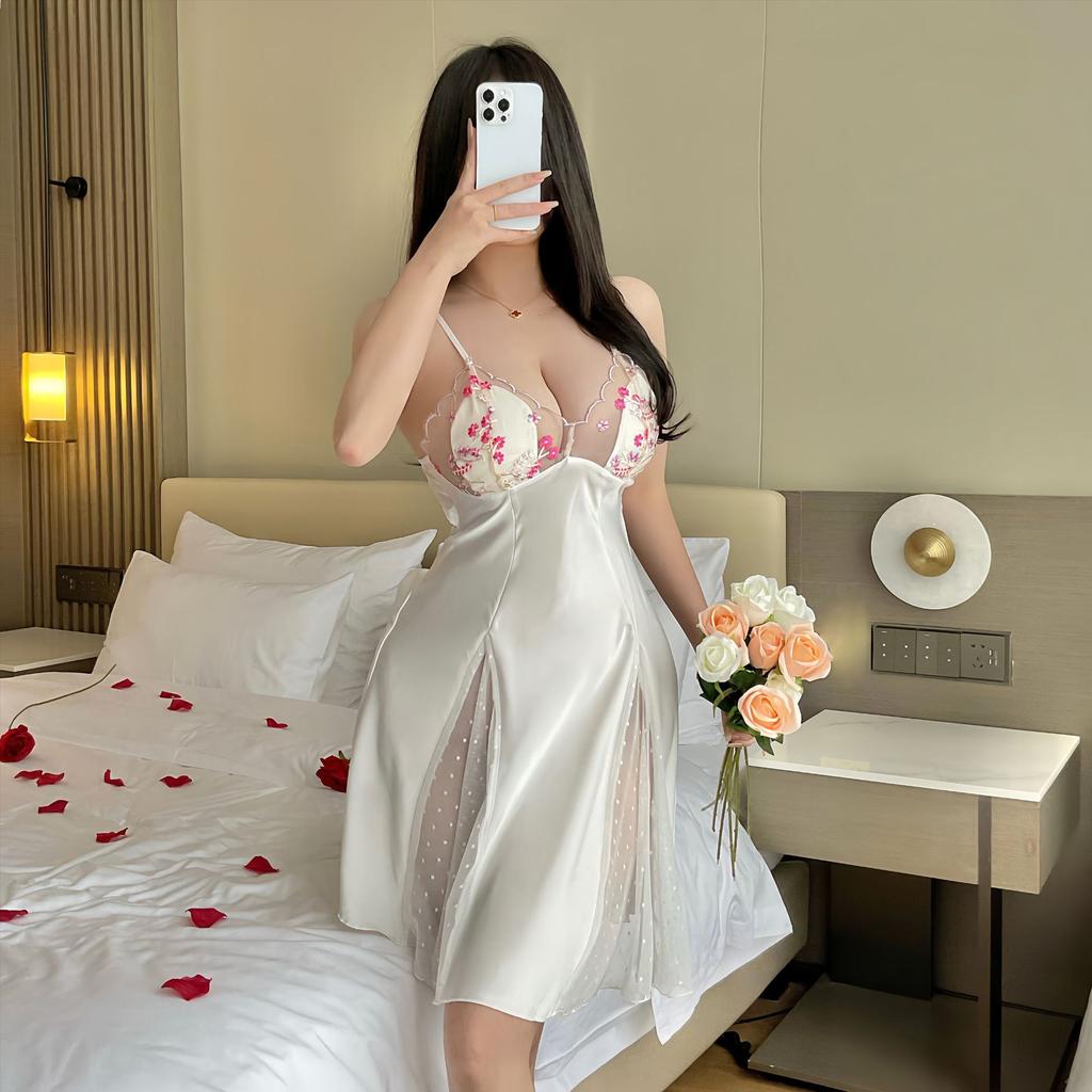 Silky Satin Backless Cami Nightgown Lace Patchwork Lightweight Women's Loungewear 539 Luxurious Breathable Sleepwear for Warm Weather