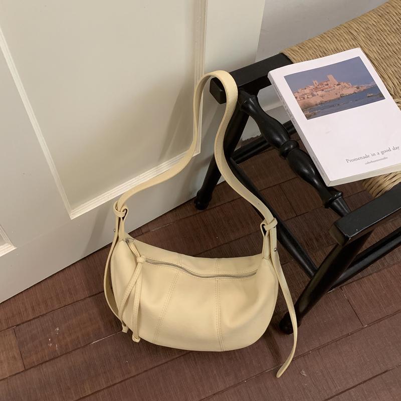 Minimalist Crossbody Bag for Women Soft Leather Shoulder Bag Zip Closure Trendy Hobo Style Handbag