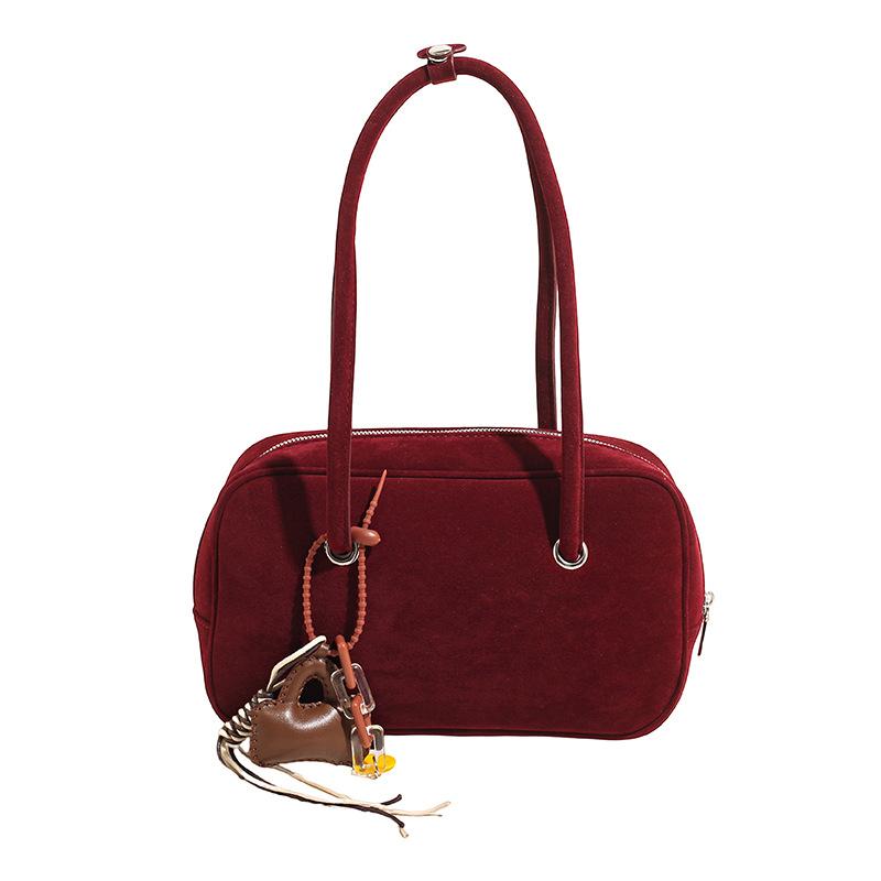 

Корейская версия нишевая ретро замшевая сумка через плечо женская 2025 новая простая повседневная сумка-тоут для поездок на работу сумка через плечо красный