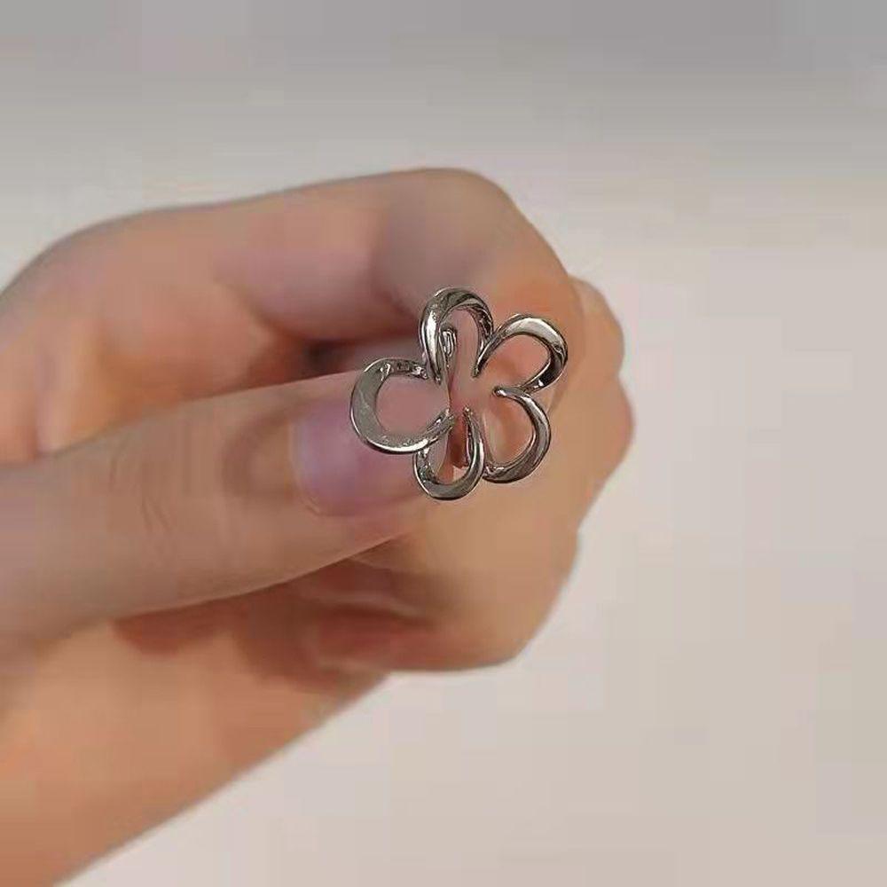 Zinc Zinc Alloy Girl Gift Flower Ear Cuff Korean Jewelry Accessories Women Clip Earrings Irregular Ear Clips