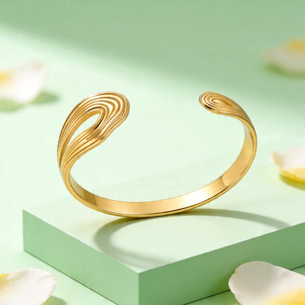 Irregular Cuff Bracelet for Women,Stainless Steel Textured Open Geometric Bangle Bracelets,18K Gold Plated Jewelry Gift