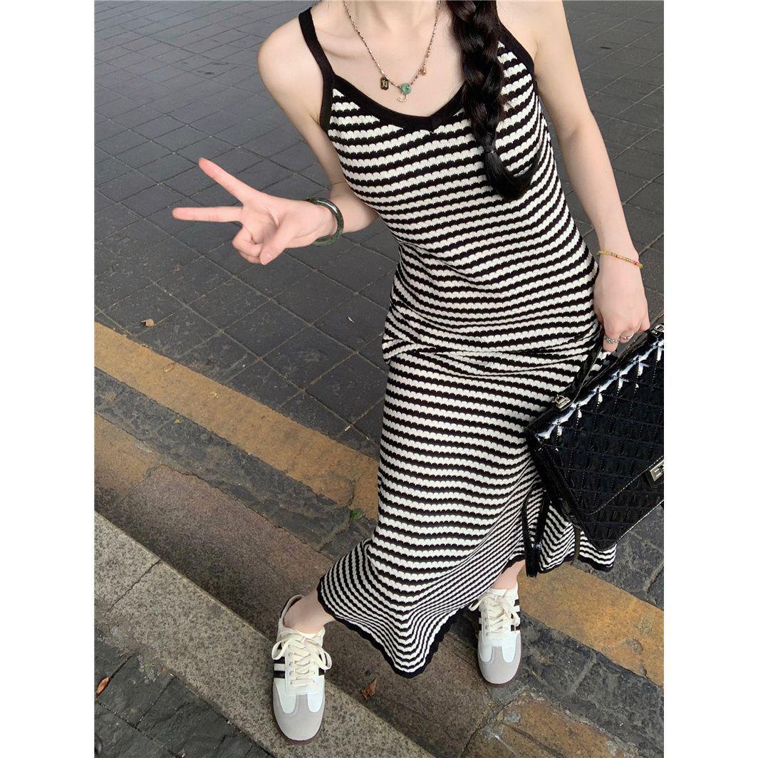 

Women s Slim-Fit V-Neck Black Striped Knit Camisole Dress, High-Waisted, Bodycon, Long Skirt, Spring/Summer Fashion S (Recommended weight: 75-85 kg)