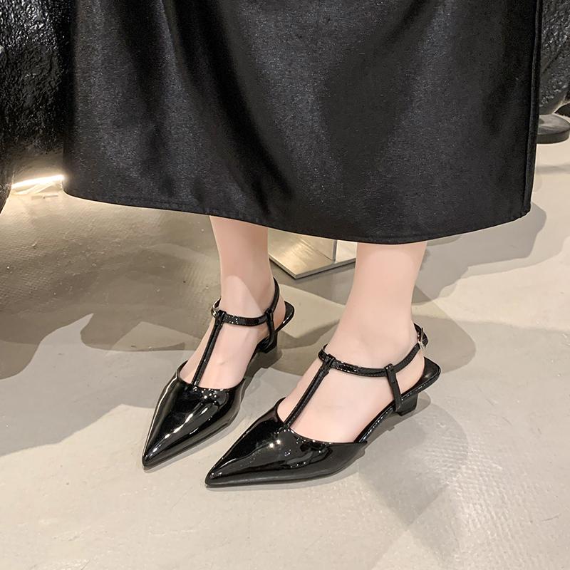 Fashion Pointed Toe Shallow Mouth Metal One Strap Low Heel Shoes Women's Fashion Baotou Anti-Slip Wear-Resistant Sandals