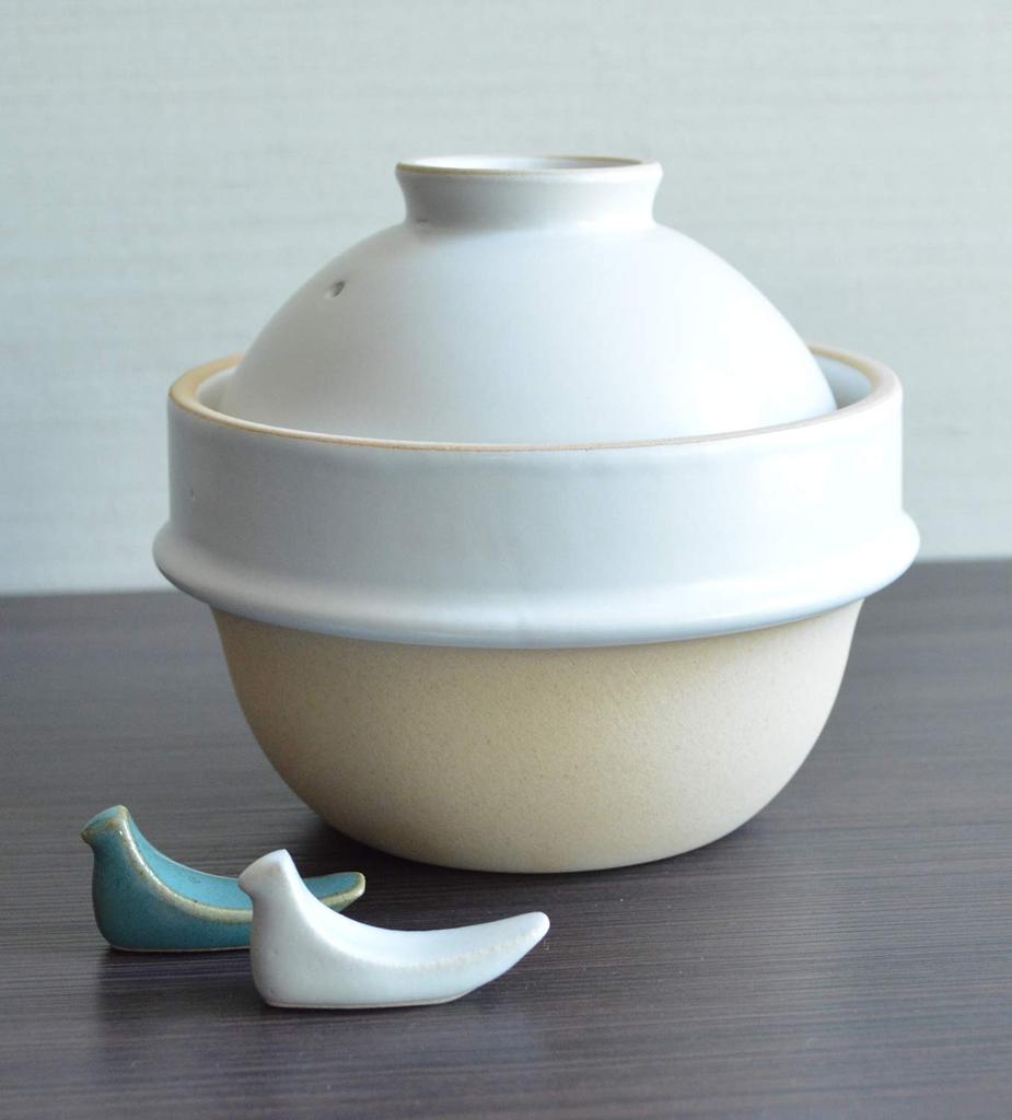 Tsukamoto (Tsukamoto) Mashiko Ware Rice Cooker, White, 1 Cup, Suitable for Single People, Kamacco, Includes Two Chopstick Rests, AKM-3