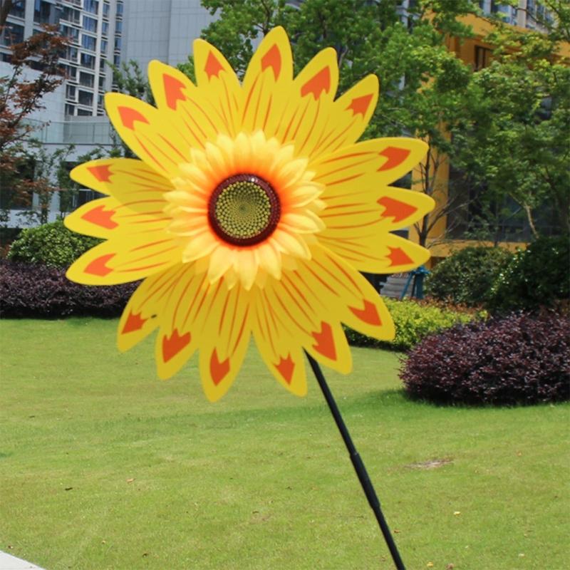 Outdoor Wind Spinner Plastic Sunflower Wind Spinner with Stake 360 Degree Rotating Windmill Yard Wind Sculpture for Home