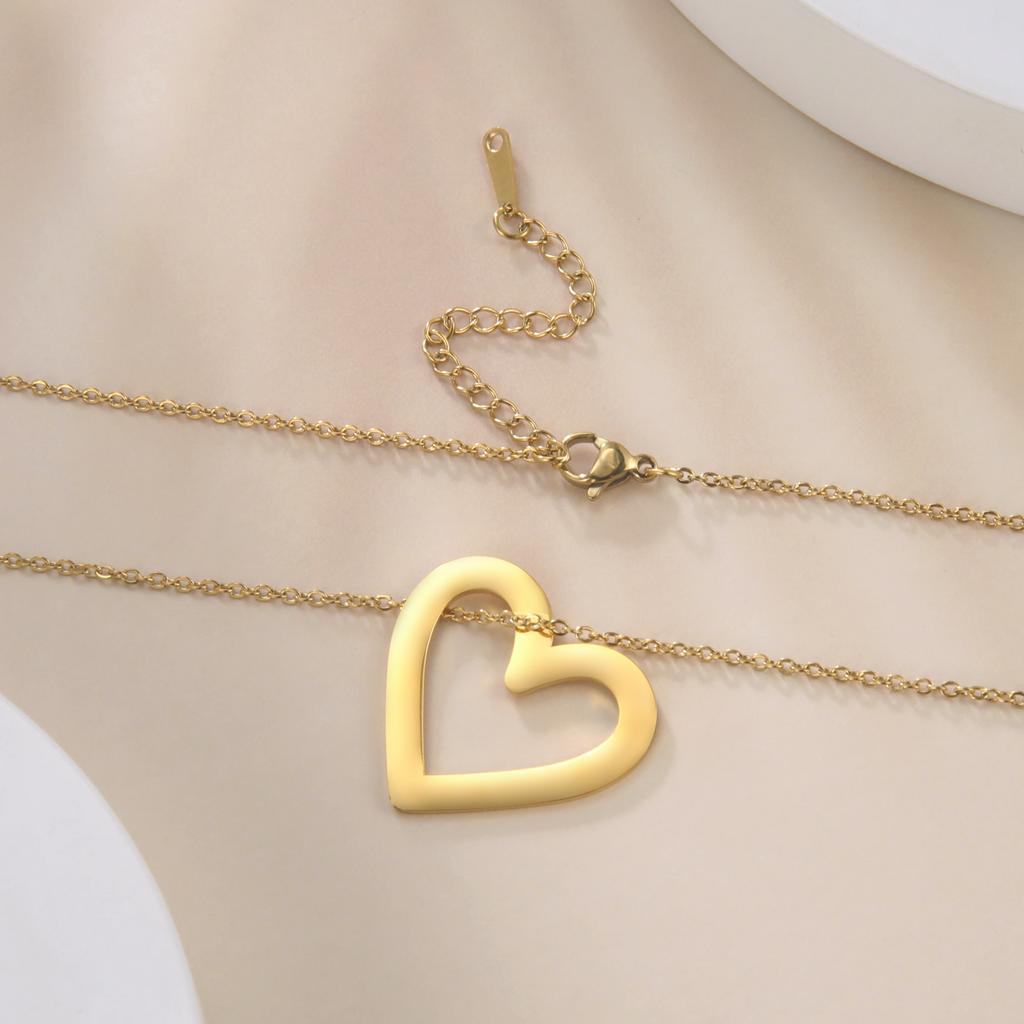 Ciondolo Cuore d'Amore Vuoto Collana in Acciaio Inossidabile Tre Modelli Gioielleria Minimalista Per San Valentino