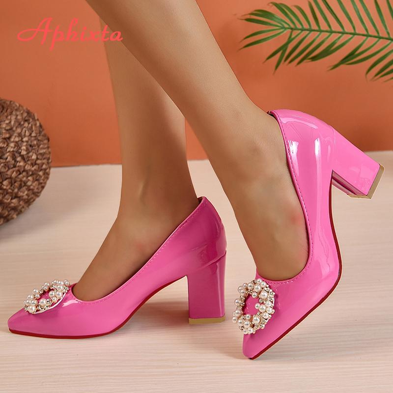 Fashion Aphixta New 7cm Square Heel Baby Pink Pearl Crystals Buckle Patent Leather Women Pumps Officile Pointed Toe Shoes Big Size 35-53