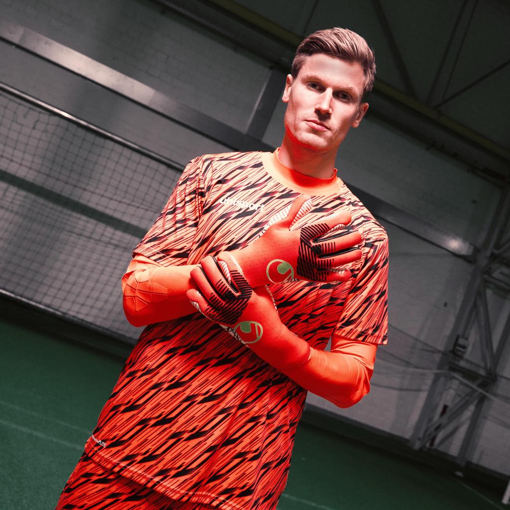 Uhlsport Fang ZNE Ultra Grip Half Negative Goalkeeper Gloves Match High Soccer Maschiné - Use, Grip, (1011408-01-8)