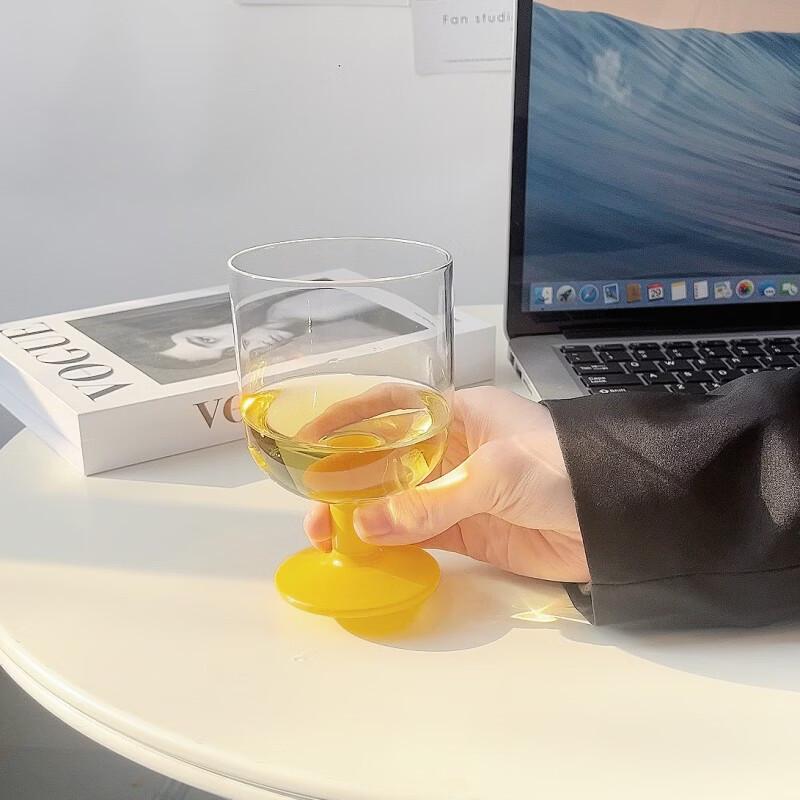 

LISM Colored Crystal Wine Glass