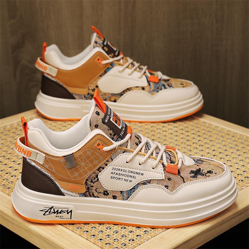 

Кеды мужские обувь новая кожаная поверхность бархатная теплая толстая подошва увеличивающая рост студенческий тренд мужская спортивная обувь 44