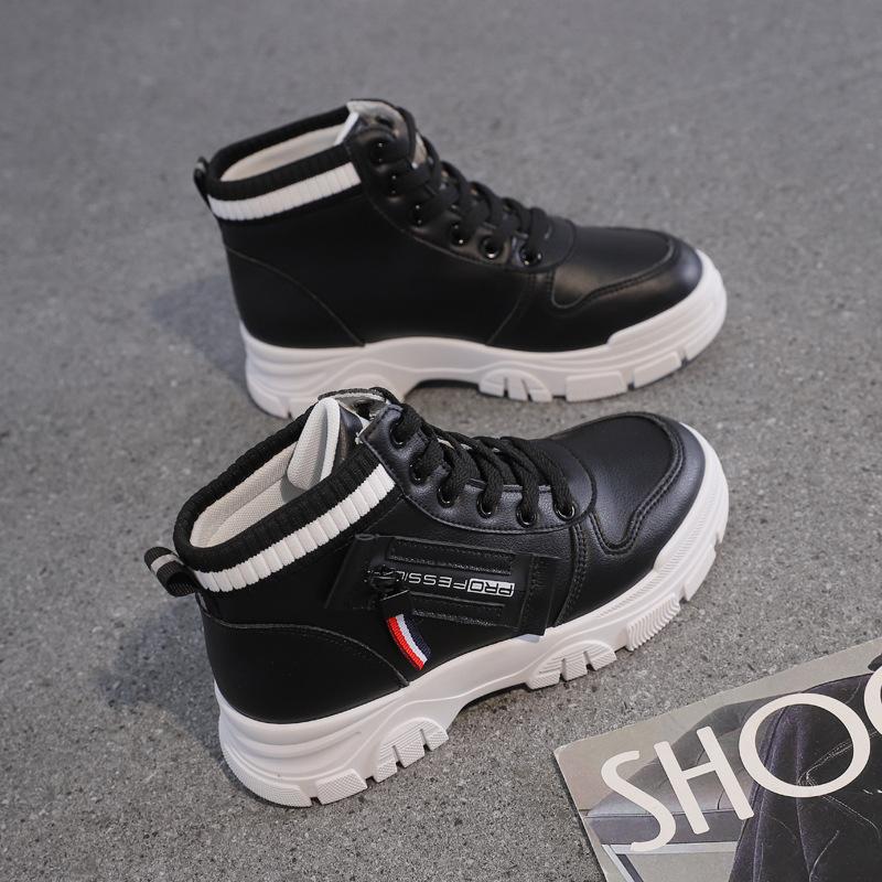 The New Cotton Shoes Are Priced Well, Martin Boots Are Warm, High-top Women's Shoes Are Small 2025, Showing the Height of the Feet, Fashionable Winter