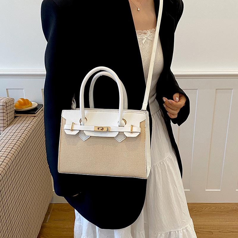 Women Fashion Simple Large Capacity Versatile Shoulder Crossbody Small Square Handbag