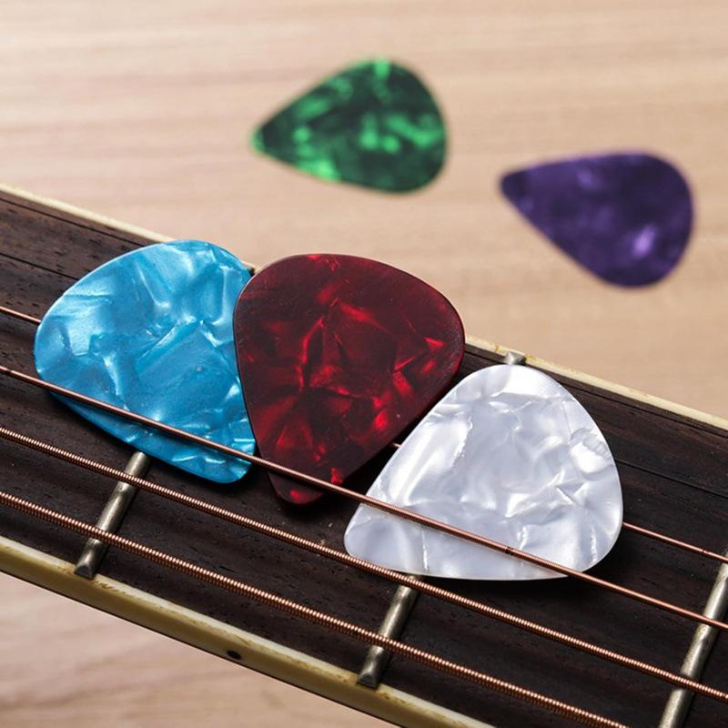 Universal Celluloid Guitar Picks - 0.46mm ABS Plectrums (Set of Popular Accessories)