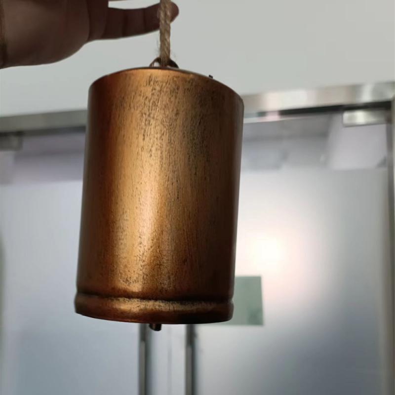 Sinos de latão rústicos Harmony Vintage Sinos de vaca de Natal para decoração 3PCS Bronze Cowbell Crafts Country Style Decoração de casa