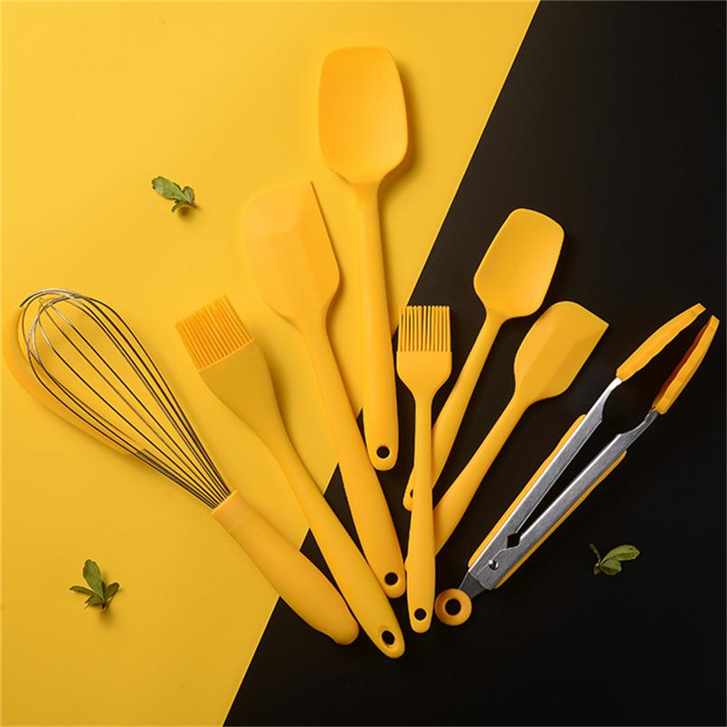Food Grade Egg Beater Baking Utensils Set Dough Scraper 8Pcs Silicone Cream Scraper