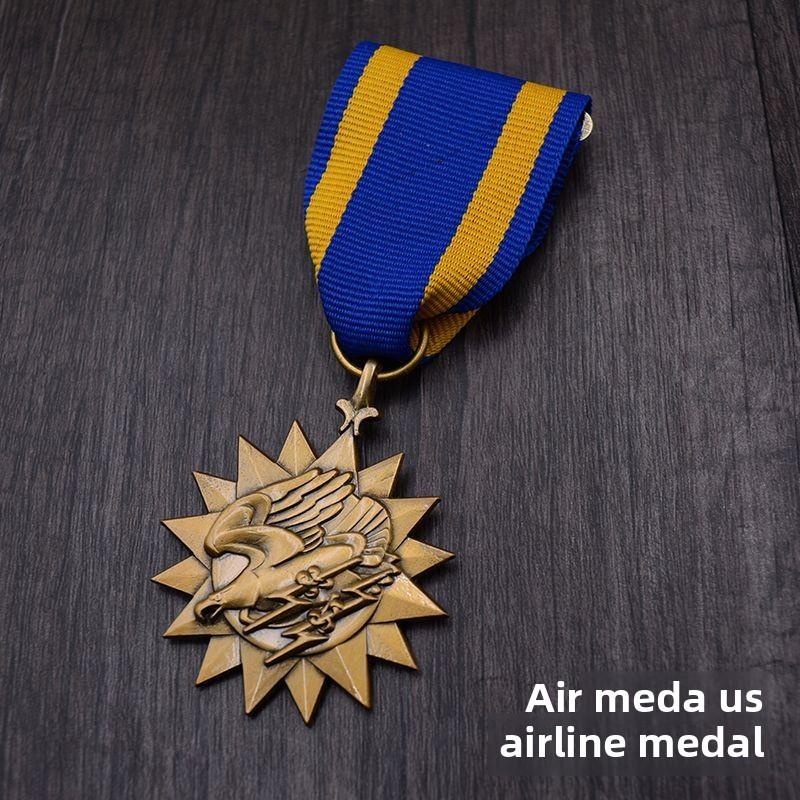 Eastern Front Reproduction World War II American Air Medal Flying Tigers Air Hero Flying Medal