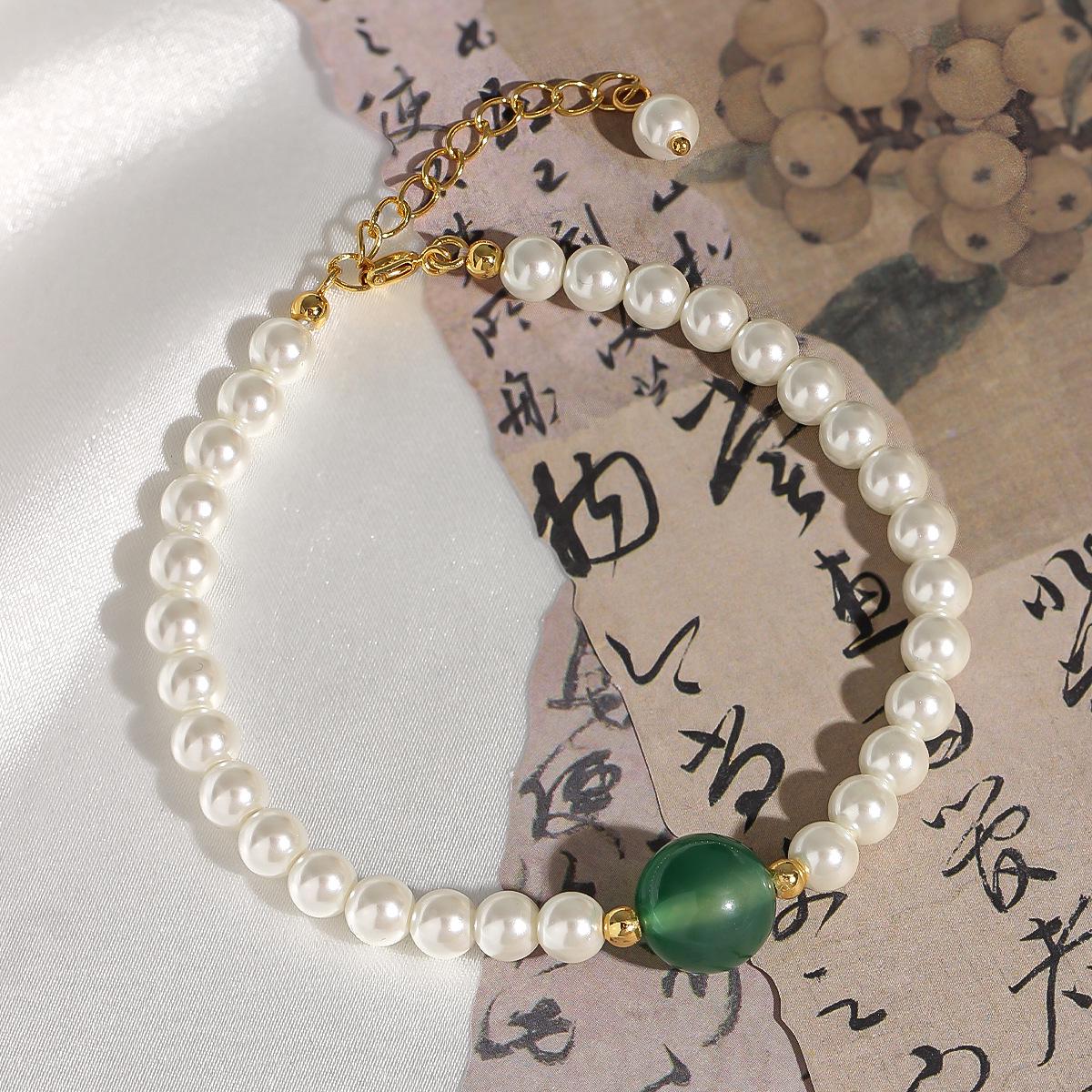 

Elegant Pearl & Green Agate Bracelet - High-End Versatile Design for Women