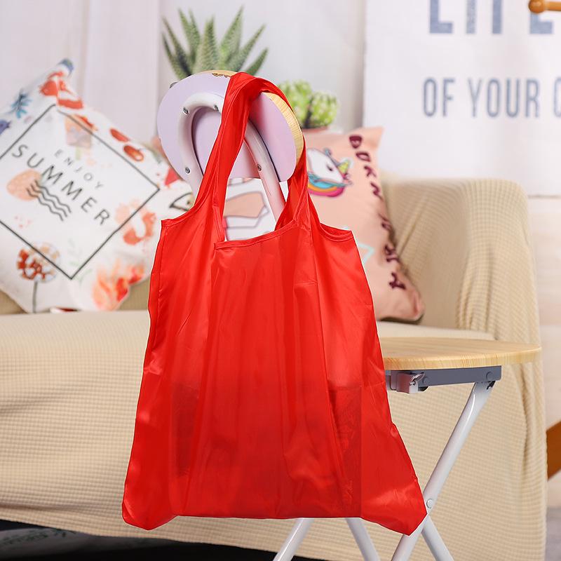 Popular Solid Color Eco-Friendly Polyester Shopping Bag with Hook, Foldable and Portable, Custom Logo Available.
