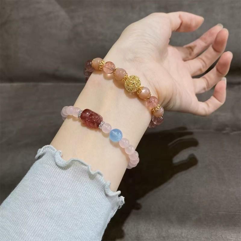 Handmade Strawberry Quartz Crystal Bracelet Women 8mm Natural Gemstone Beaded Jewelry Minimalist Sweet Style Gift