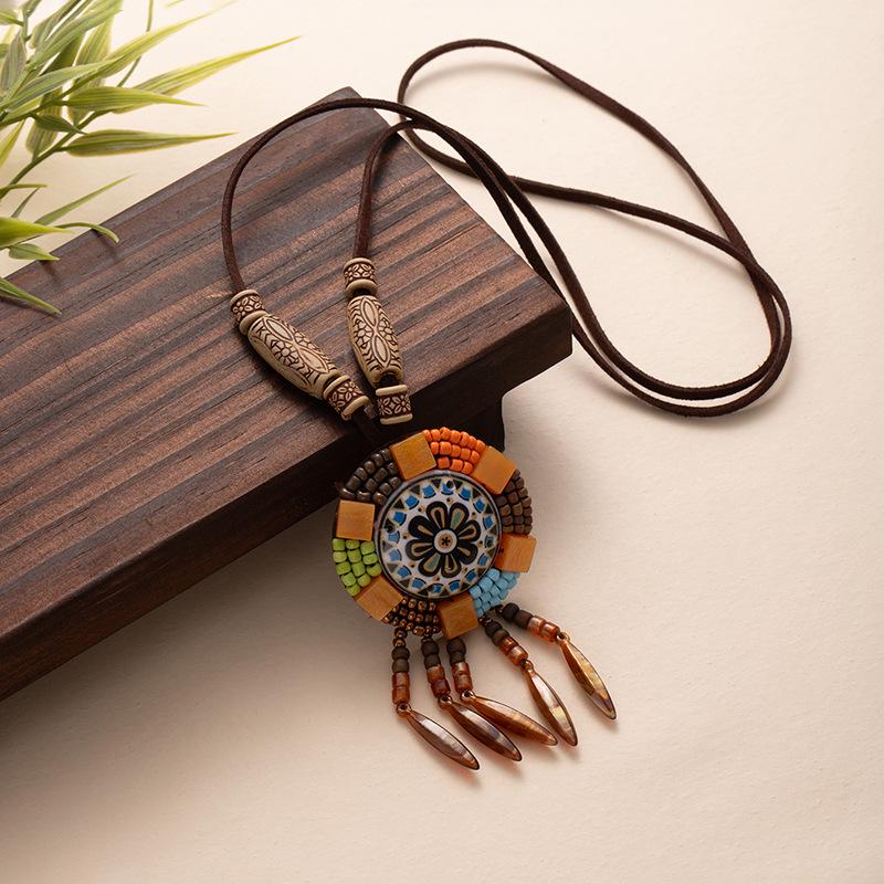 Böhmische Ethnische Halskette mit Quastenanhänger - Unisex Charme-Accessoire