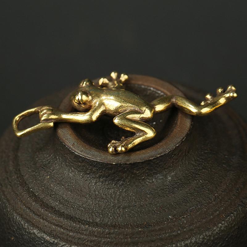 Brass Frog Decoration Mini Frog Metal Statue Antique Copper Crafts Office Home Tea Pet Table Decoration