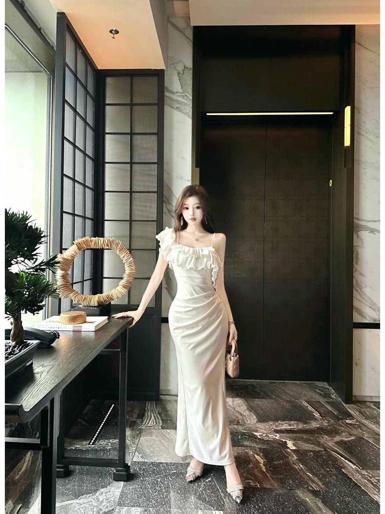 2025 Summer Elegant One-Shoulder Ruffle Dress: Pure Desire Style