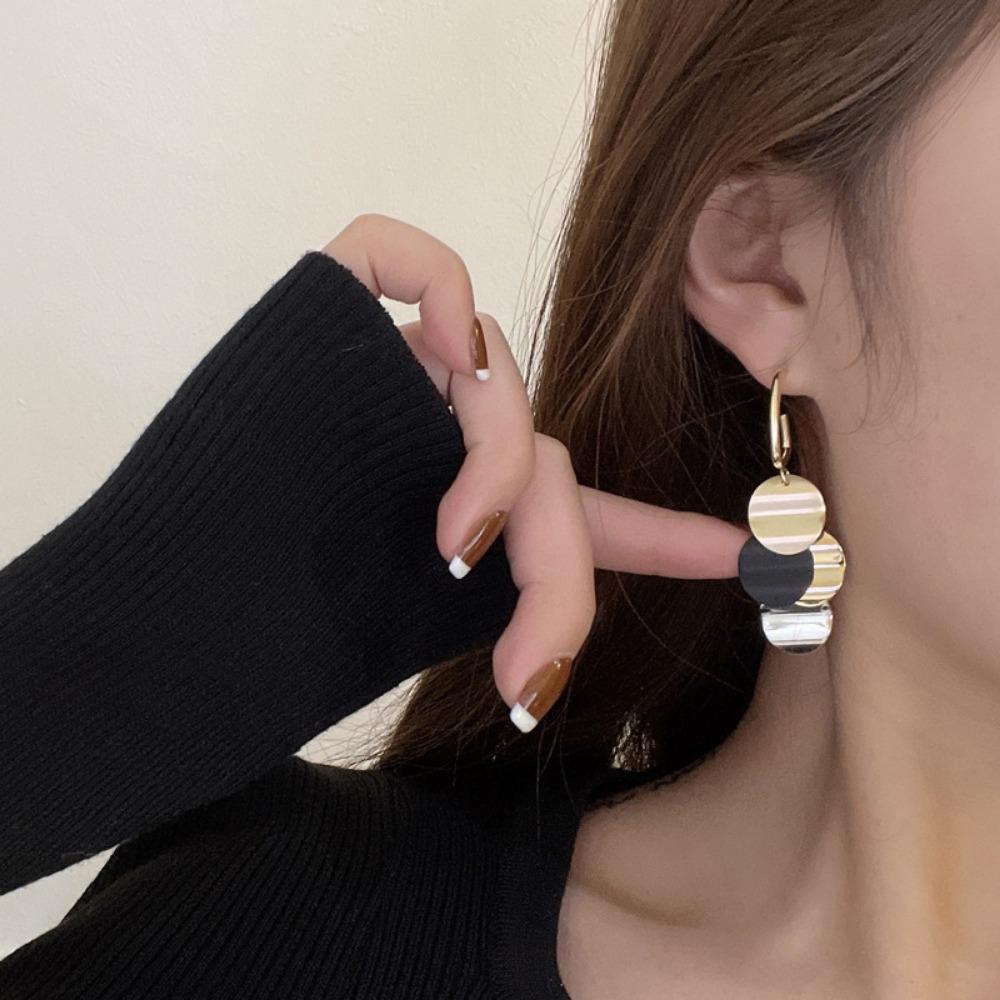 S925 Silver Needle Retro Hong Kong Style Contrasting Color Disc Fringed Earrings Style Temperament Long Stud Earrings Earrings Women