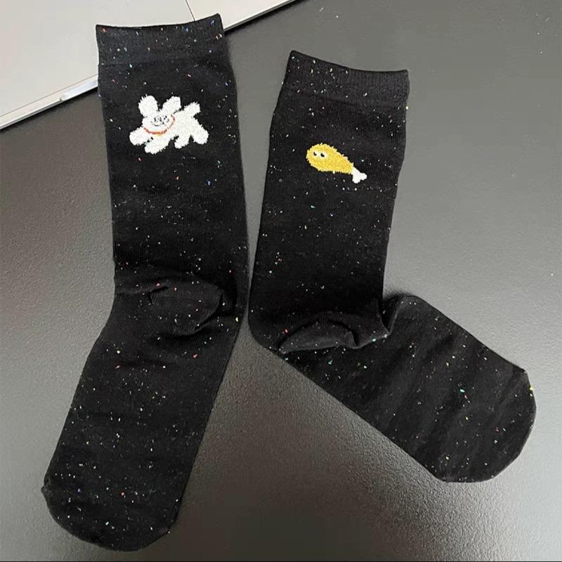 

Женские носки, носки средней длины для осени и зимы, забавные и милые мультяшные с личностью, длинные носки, модные носки с маленьким котиком, поедающим рыбу 1 pair