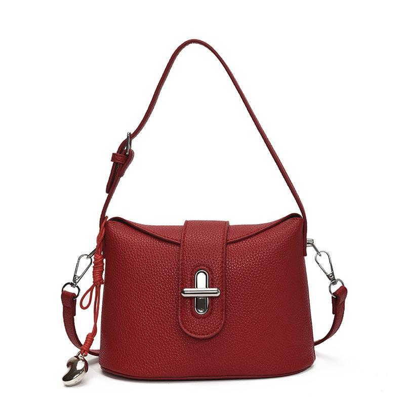 Niche Texture Bag Women's New Hand Carry Handbag Fashionable Simple Casual Underarm Bag Single Shoulder Messenger Bag
