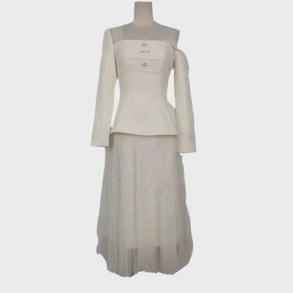Vietnamese Designer Asymmetric Shoulder Suit with Lace Mesh Skirt for Women - Spring/Autumn Style