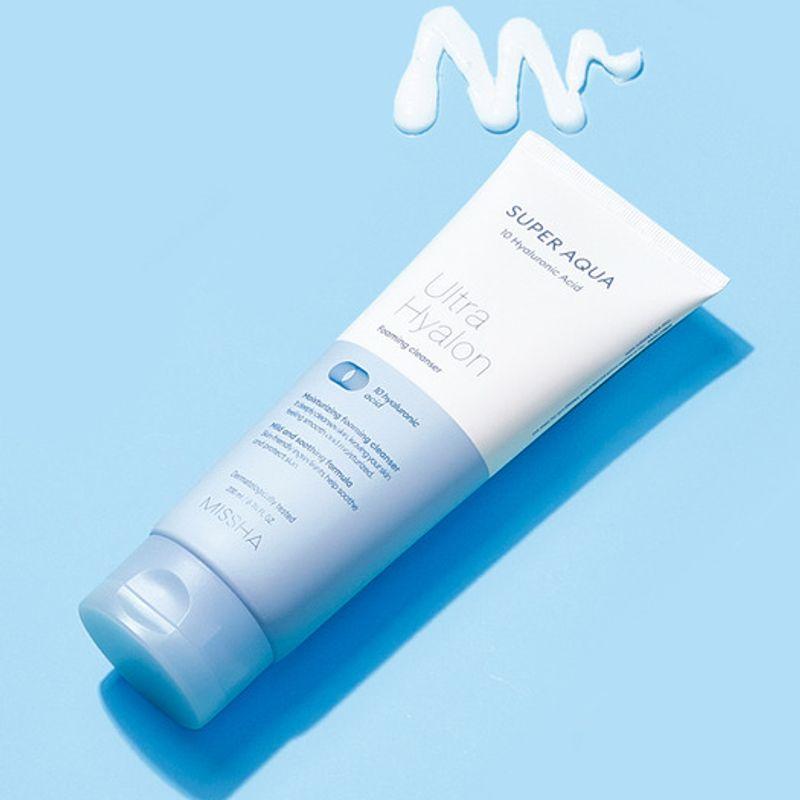 MISSHA Super Aqua Ultra Hyalron Пенка для умывания 200 мл ONE
