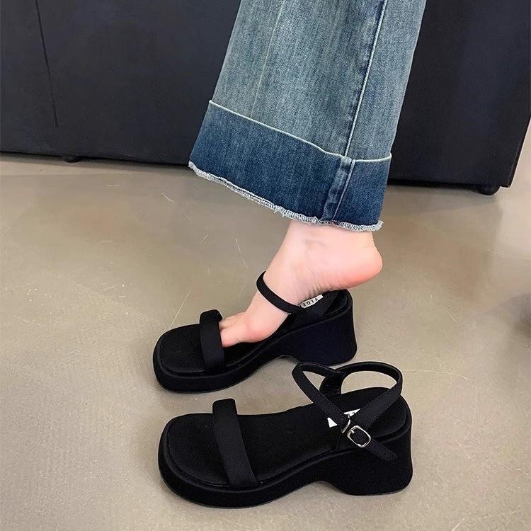 

Fashion Thick soled wedge sandals for women 2025 new summer outfit with skirt height increasing and beach Roman sandals 40 чёрный