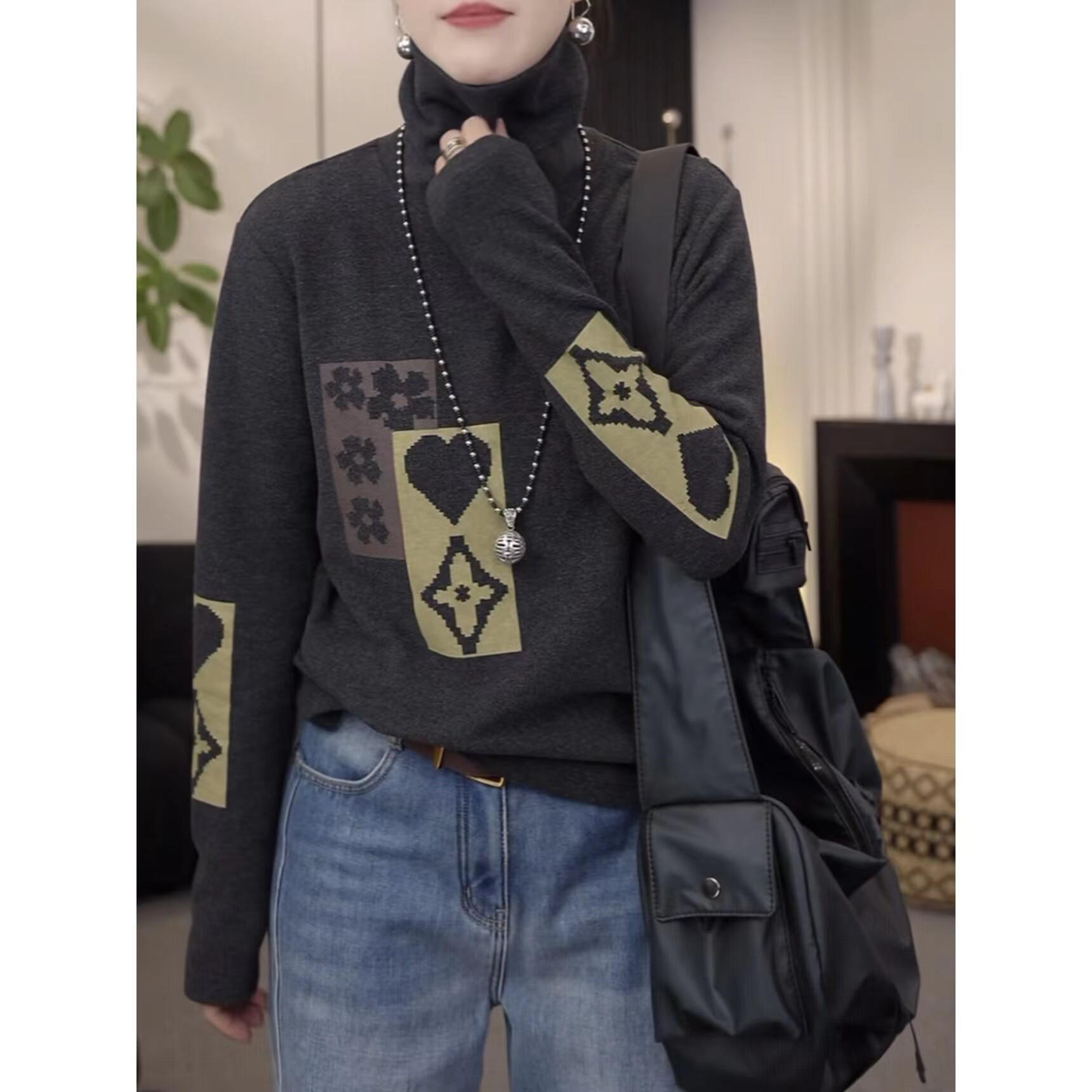 

Women s Double-Sided Velvet High-Neck Print Long Sleeve T-shirt - Chic Autumn/Winter 2025 Style L темно-серого