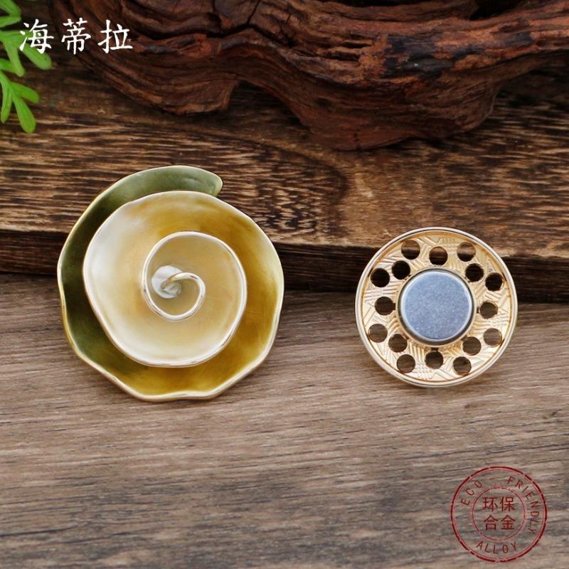 New enamel spiral flower magnetic corsage women's autumn and winter fashion versatile magnetic brooch
