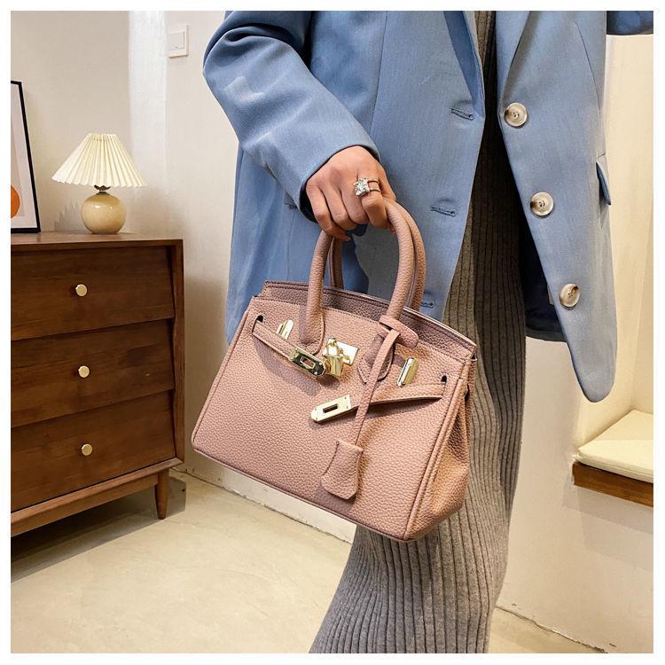 2021 Trendy Korean Style Women's Luxury Textured Crossbody and Shoulder Bag, Versatile Fashion Handbag