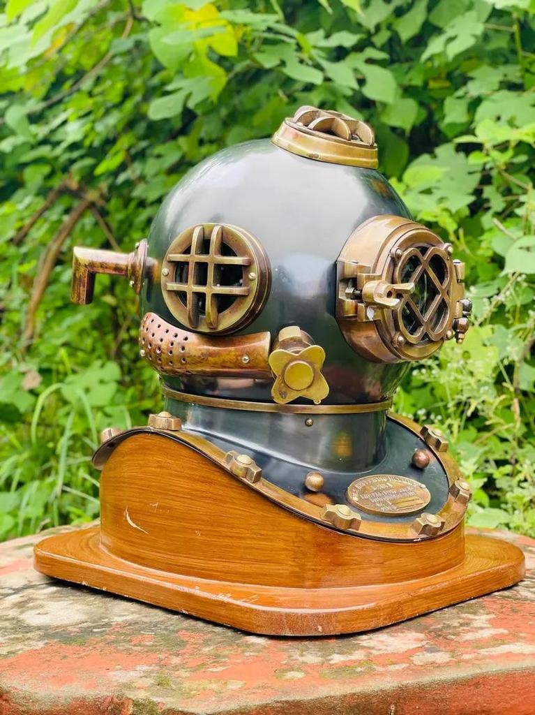 Black Antique Diving Helmet: US Navy Marine Style, 18 Inch