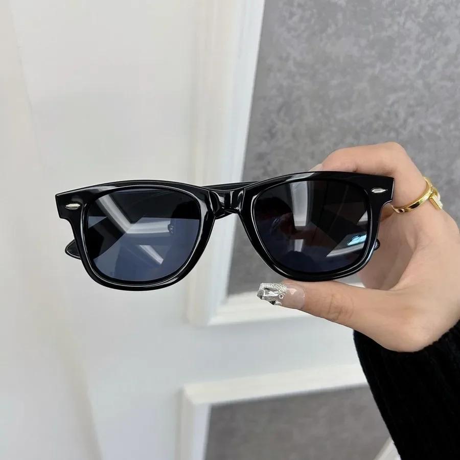 Geometric Square Designer Sunglasses Female Male Rivet Frame Lovely Sun Eyewear Female Male Stylish Oculos De Sol