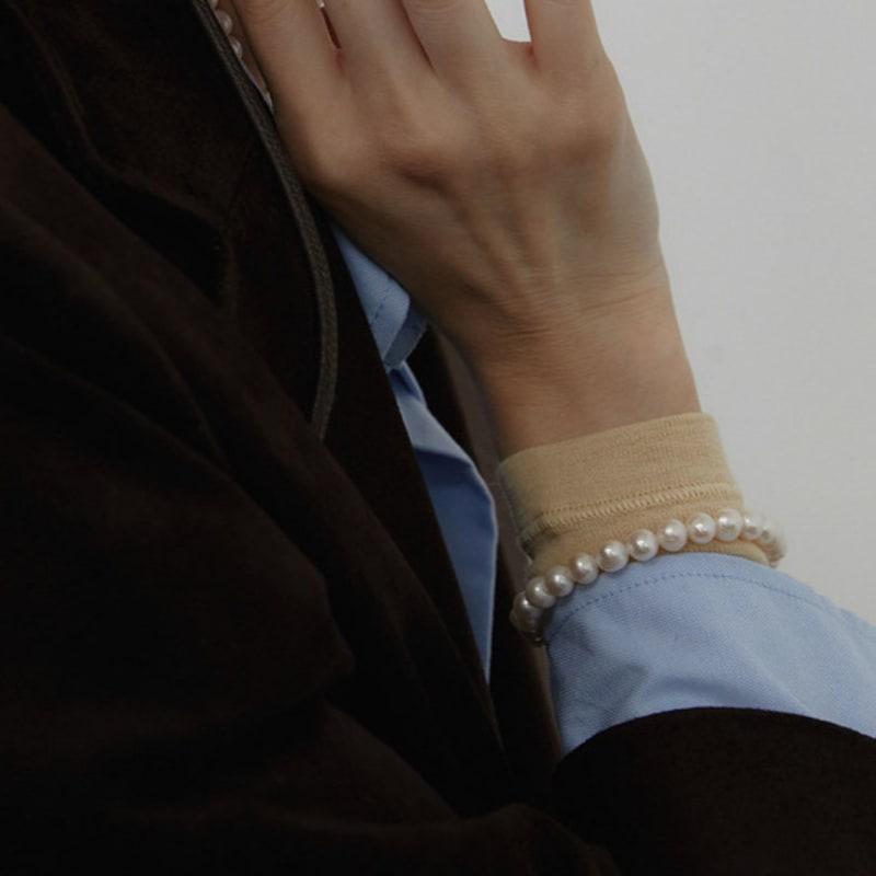 LOVE ME MONSTER Natural Pearl Bracelet (L243MBC020)