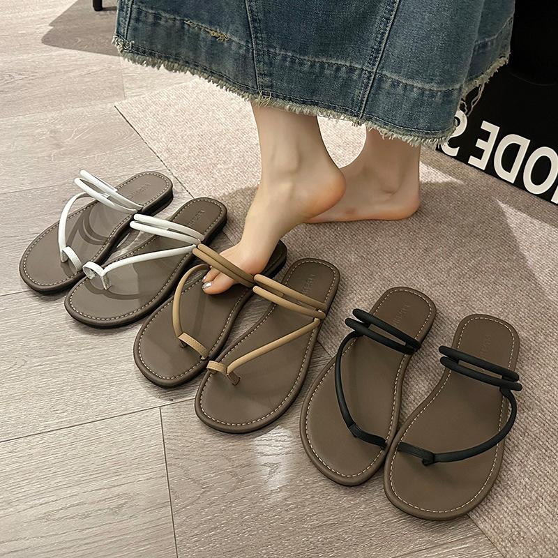 French set of toe flat-bottomed cool slippers women's summer wear 2025 new beautiful fairy style with skirt beach sandals