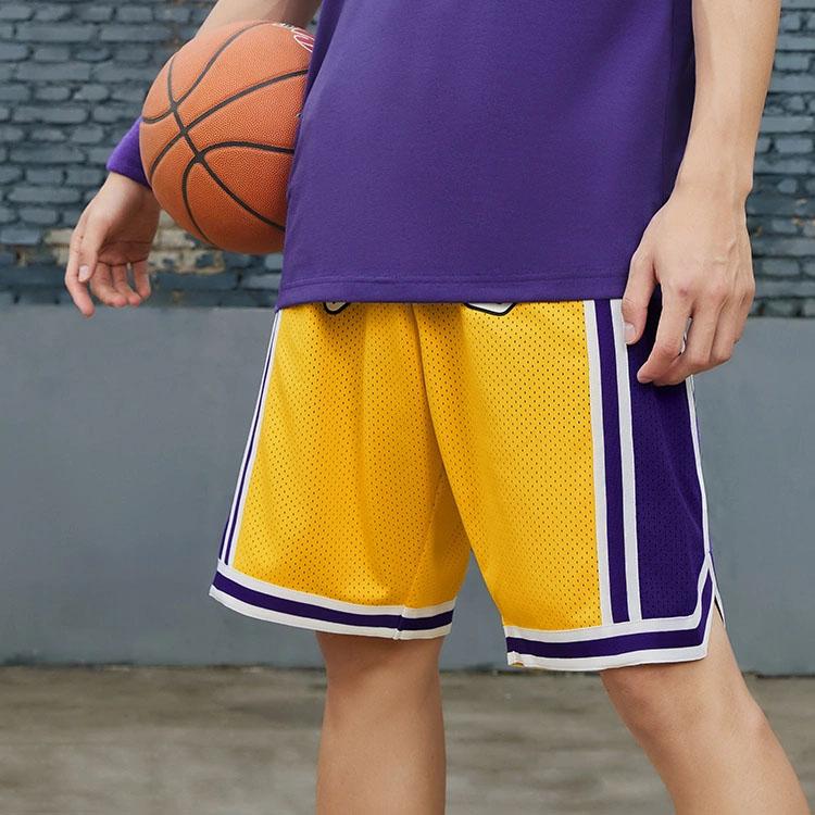 Li Ning Sports Basketball Series SS22 Color Block Letter Print Logo Basketball Shorts Men Shorts Yellow AAPS267-1