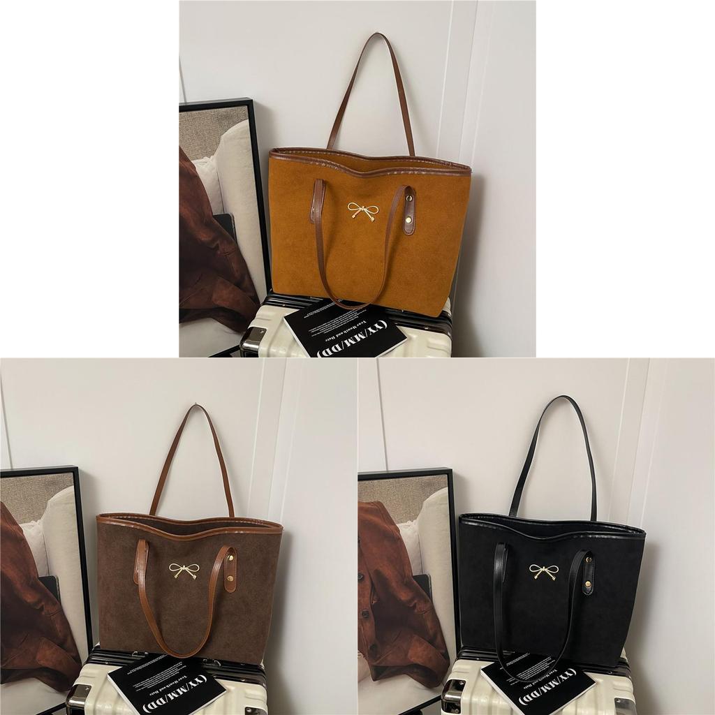 Large Capacity Tote Bag For Women With Zipper Closure And Streetwear Design