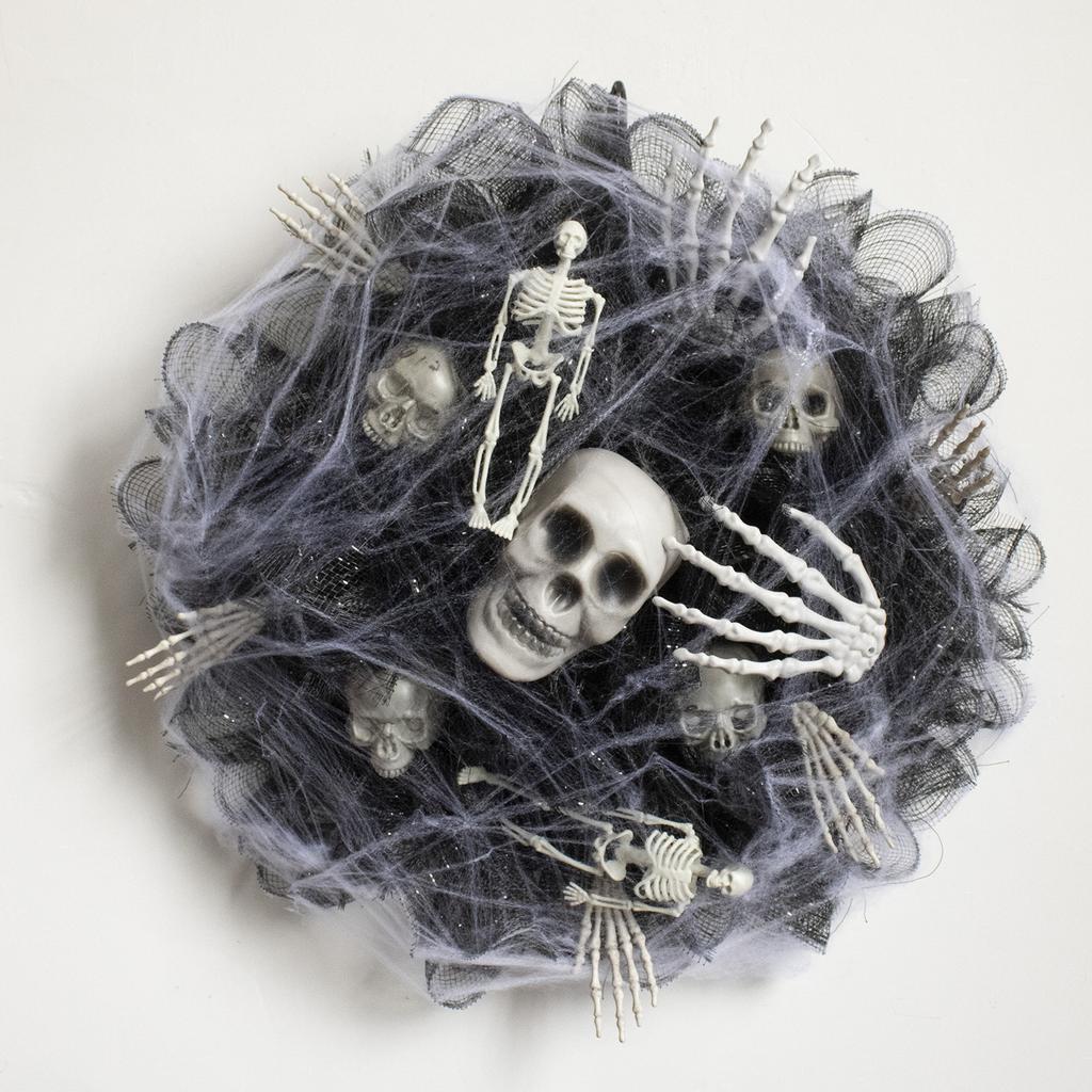 45cm Halloween Door Wreath, Spider Web Skeleton Black Halloween Wreaths for Scary Halloween Decorations Indoor Outdoor