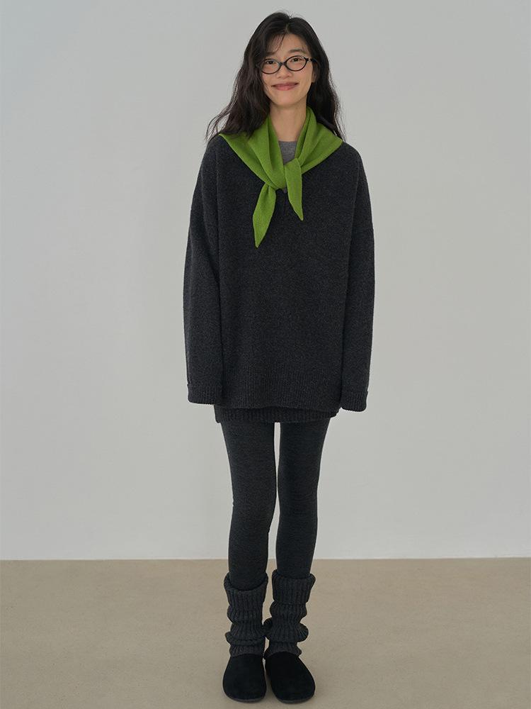 HAVERICE Restaurant Nishino Stroll Classic Casual Slimming Three-Piece Set: Sweater, Short Skirt, and Half Skirt.